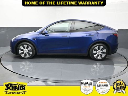Used 2021 Tesla Model Y Long Range image 4