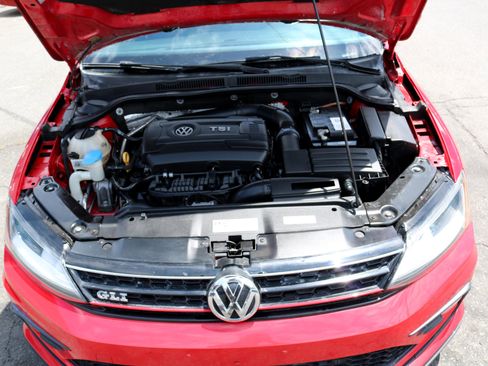 Used 2017 Volkswagen Jetta GLI image 48