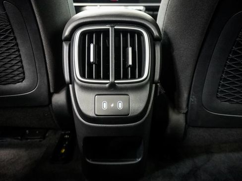 Used 2024 Hyundai Ioniq 6 SE AWD/4WD image 9
