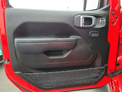 Certified 2022 Jeep Wrangler Unlimited Rubicon w/ LED Lighting Group image 16