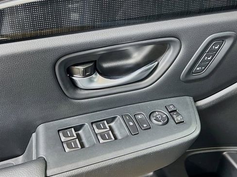 Used 2023 Honda Pilot Elite image 18