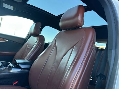 Used 2017 Lincoln MKX Reserve w/ Driver Assistance Package image 16