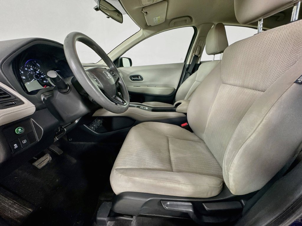 Used 2016 Honda HR-V LX image 22