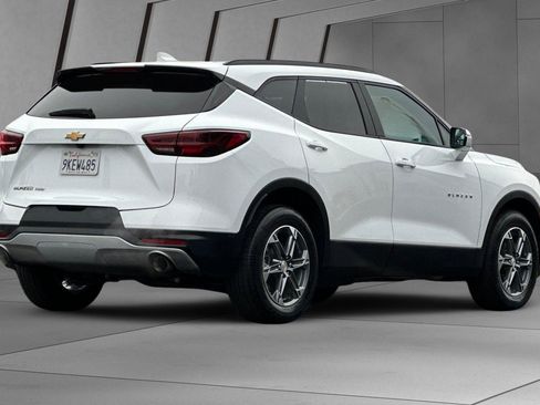 Used 2024 Chevrolet Blazer LT image 4