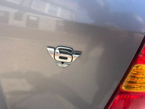 Used 2007 Ford Escape Limited FWD image 18