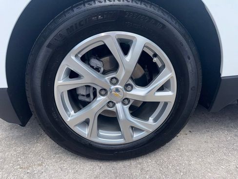 Used 2021 Chevrolet Equinox Premier FWD image 43