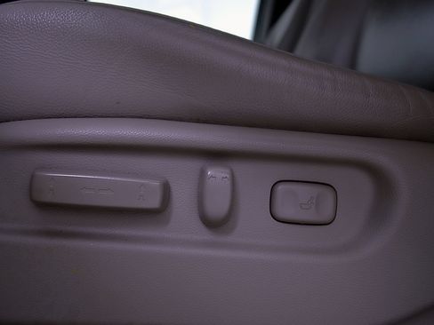 Used 2018 Honda Pilot EX-L image 18