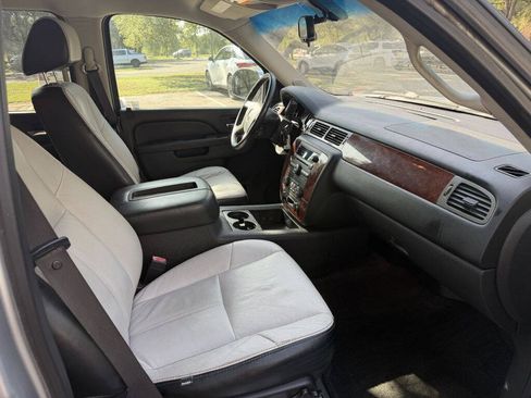 Used 2012 Chevrolet Tahoe LS RWD image 17