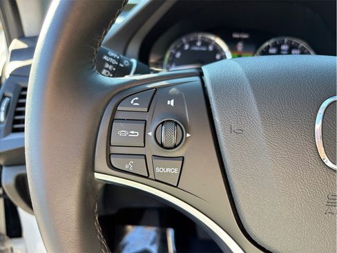 Used 2020 Acura MDX SH-AWD image 24