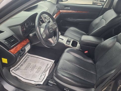 Used 2011 Subaru Legacy 3.6R Limited AWD/4WD image 11