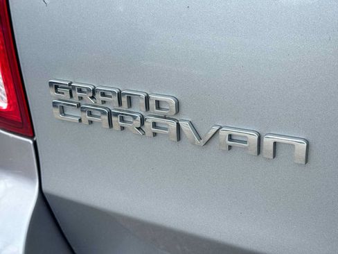 Used 2014 Dodge Grand Caravan SE w/ Quick Order Package 29E SE FWD image 11