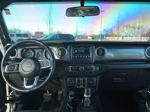 Used 2021 Jeep Gladiator Overland w/ LED Lighting Group image 24