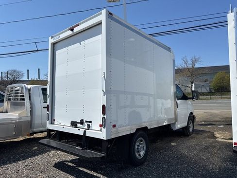 New 2024 Chevrolet Express 3500 w/ Power Convenience Package image 6