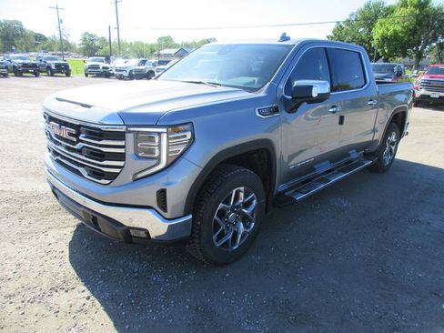 New 2026 GMC Sierra 1500 SLT w/ SLT Premium Plus Package AWD/4WD image 12