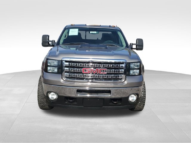 Used 2013 GMC Sierra 3500 SLE w/ SLE Preferred Package AWD/4WD image 2