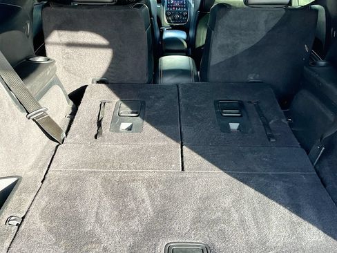 Used 2018 Dodge Durango SRT w/ Technology Group AWD/4WD image 28