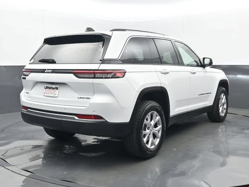 Used 2022 Jeep Grand Cherokee Limited AWD/4WD image 22