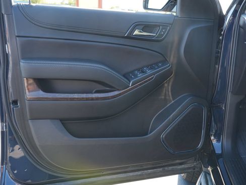 Used 2019 Chevrolet Tahoe LS w/ Skid Plate Package AWD/4WD image 13
