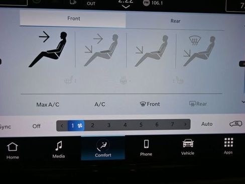 Used 2022 Chrysler Pacifica Touring-L FWD image 29