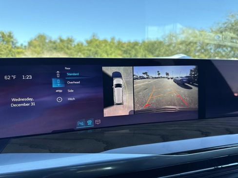 New 2026 Cadillac Escalade Platinum Sport w/ LPO, ONYX Package image 25