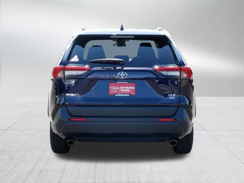 Used 2025 Toyota RAV4 XLE AWD/4WD image 6