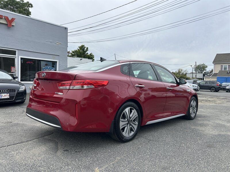 Used 2018 Kia Optima EX w/ Technology Package FWD image 4