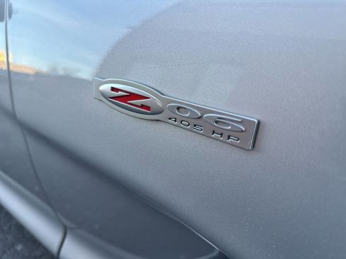 Used 2003 Chevrolet Corvette Z06 w/ Memory Package, 3 Drivers image 12