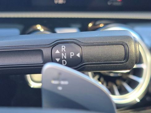 Used 2022 Mercedes-Benz CLA 35 AMG 4MATIC image 32