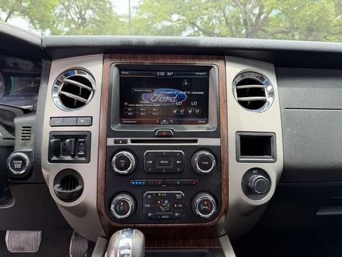Used 2015 Ford Expedition EL King Ranch RWD image 13
