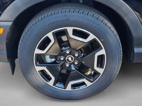 Used 2022 Ford Bronco Sport Outer Banks w/ Tech Package image 20