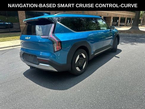 Used 2024 Kia EV9 Wind AWD/4WD image 4