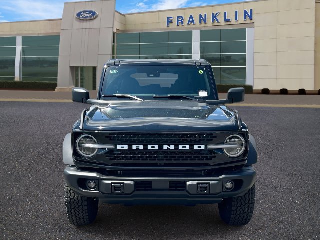 New 2026 Ford Bronco Badlands w/ Black Appearance Package AWD/4WD image 2