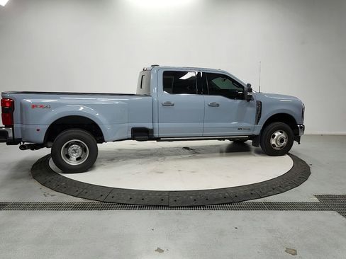 Used 2025 Ford F350 Lariat w/ Lariat Ultimate Package AWD/4WD image 8