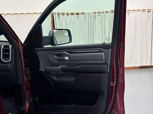 Used 2022 RAM 1500 Big Horn AWD/4WD image 26