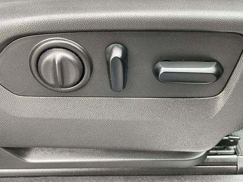 Used 2019 GMC Sierra 1500 SLT image 15