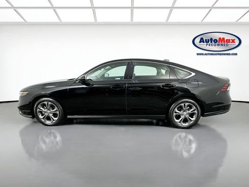 Used 2023 Honda Accord EX image 9