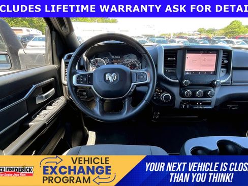 Used 2024 RAM 2500 Big Horn AWD/4WD image 5