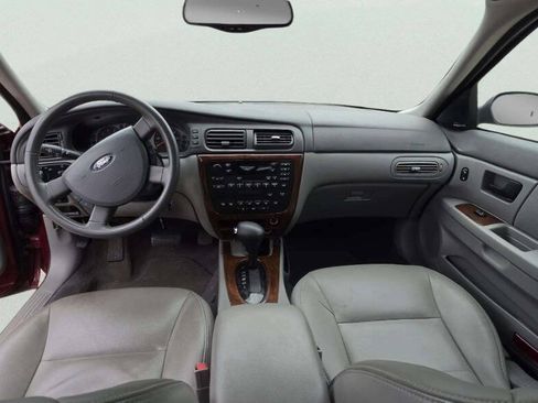 Used 2004 Ford Taurus SEL FWD image 8
