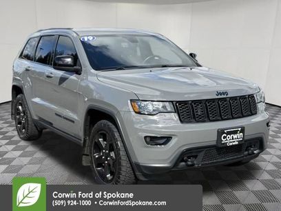 Used 2019 Jeep Grand Cherokee Laredo