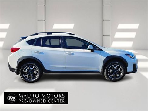 Used 2019 Subaru Crosstrek 2.0i Premium w/ Eyesight System image 2