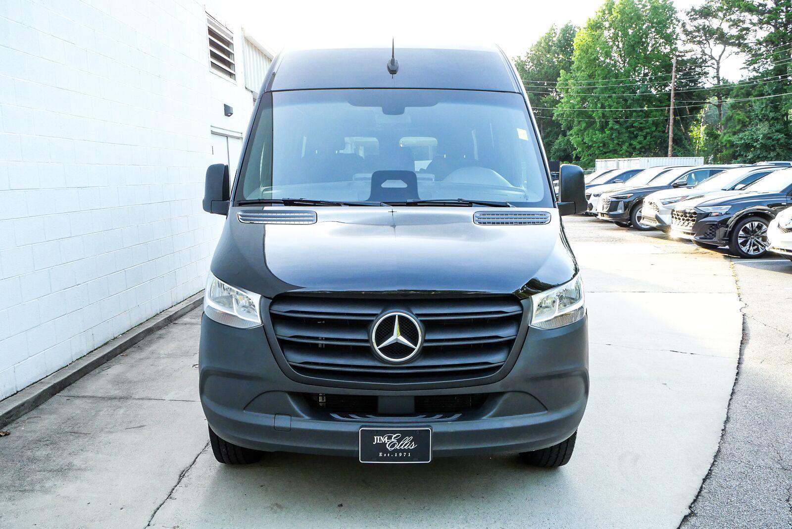 Used 2025 Mercedes-Benz Sprinter 2500 image 27