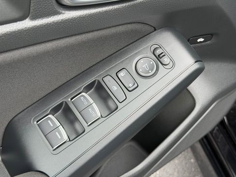 Used 2024 Honda Civic Sport image 12