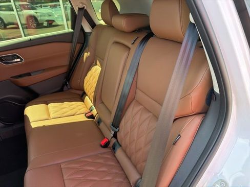 New 2026 Nissan Rogue Platinum AWD/4WD image 19