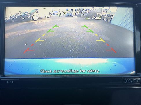 Used 2014 Nissan Leaf SV w/ LED & Quick Charge Package image 16