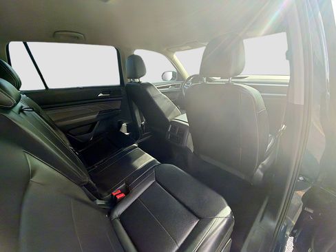 Certified 2022 Volkswagen Atlas SE image 29