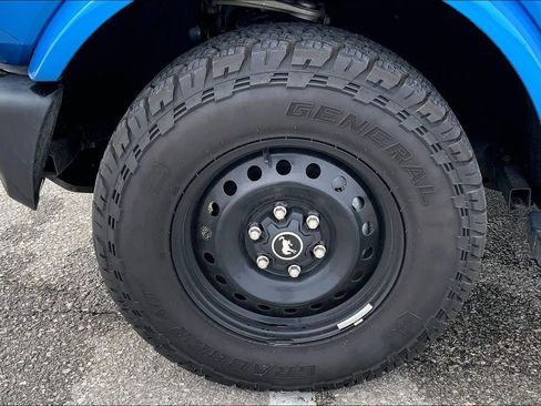 Used 2024 Ford Bronco Outer Banks AWD/4WD image 8