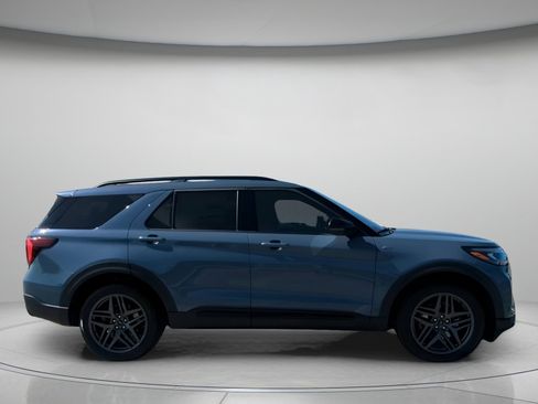 New 2026 Ford Explorer ST-Line image 35