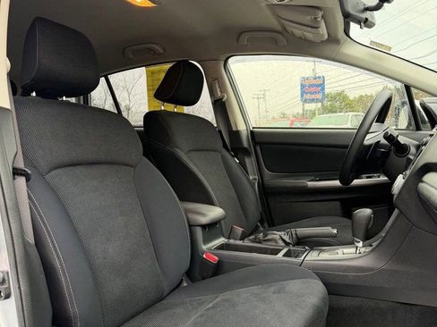 Used 2015 Subaru Crosstrek 2.0i Premium AWD/4WD image 13