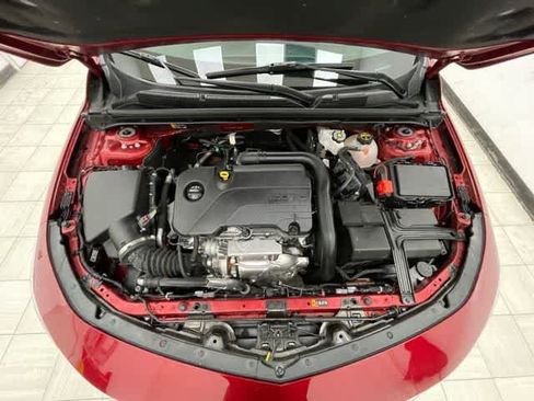 Certified 2025 Chevrolet Malibu RS FWD image 16
