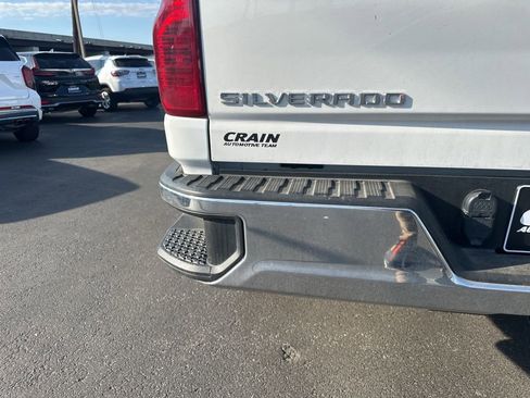 Used 2023 Chevrolet Silverado 2500 LT w/ Convenience Package image 9